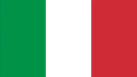 亚当斯本季前场篮板再创新高，累计达13次，赛季已揽获两记。